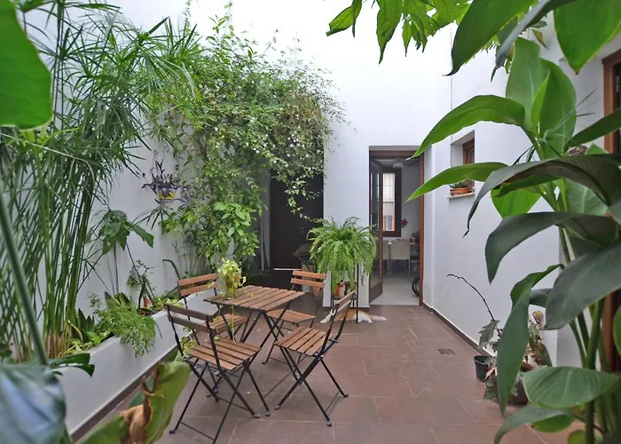 Casa De La Tinaja