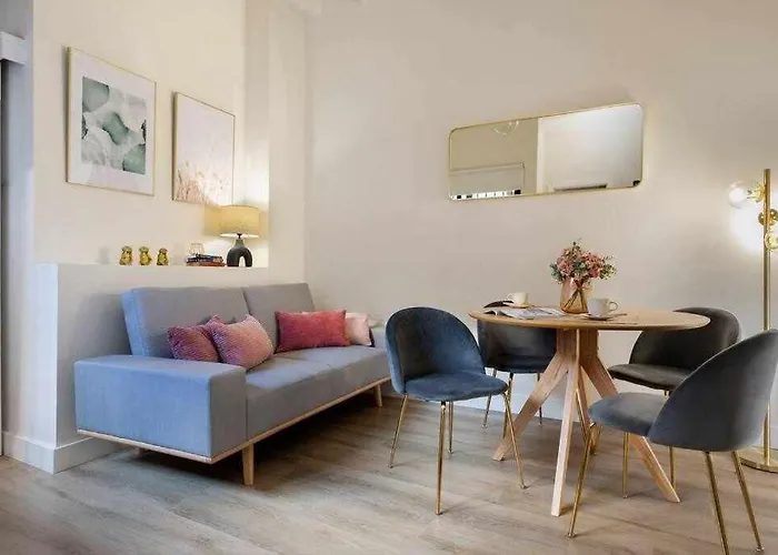 Monkeys Apartments San Roman Deluxe