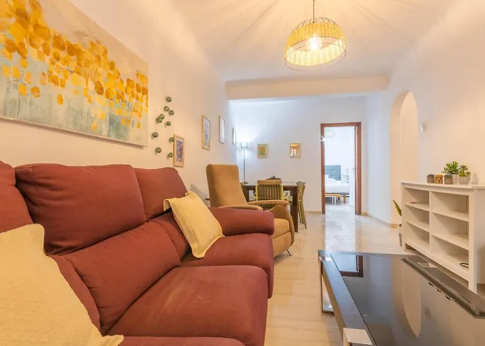 Apartamento Mundo Mencia - 3 Dormitorios En Triana