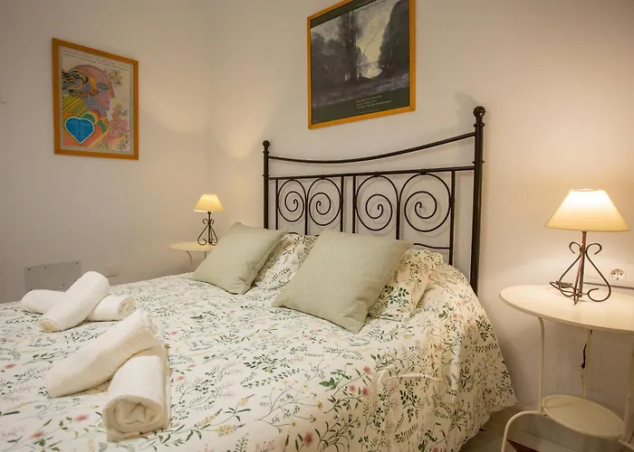 Wish Suite El Museo De Sevilla