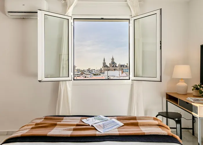 Avanti Las Setas, En El Corazon De Sevilla Y Con Vistas A La Giralda