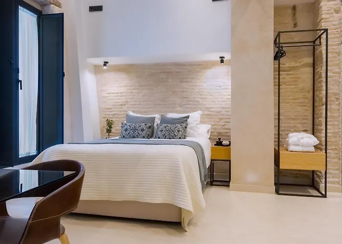 Luxurious Studio With Jacuzzi In Casa Pilatos