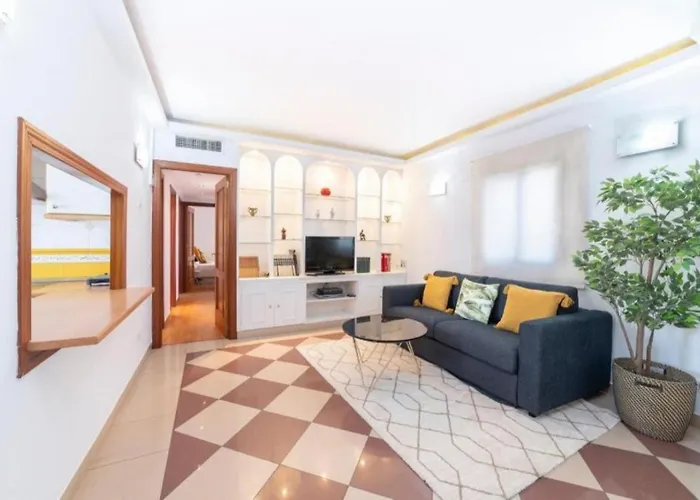 Amplio Apartamento En El Corazon De Sevilla