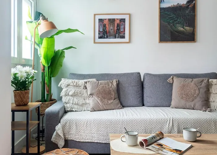 Calma Muralla House-Two Bedrooms & Two Bathrooms