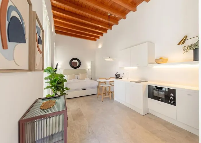 Isg Apartments Puerta Jerez Sevilla 02