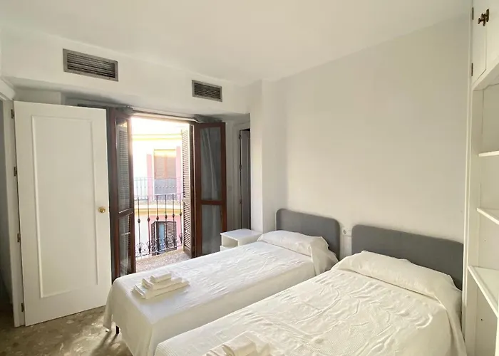Luminoso Y Centrico Apartamento La Campana