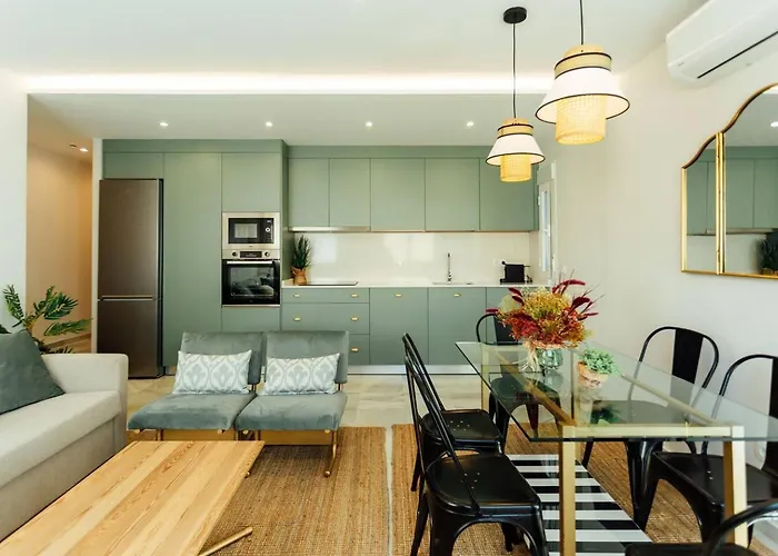 Reformed And Comfy- 2Bd 2Bth- Arenal