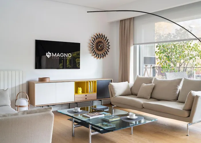 Magno Apartments Ramon Carande - Private Parking Included