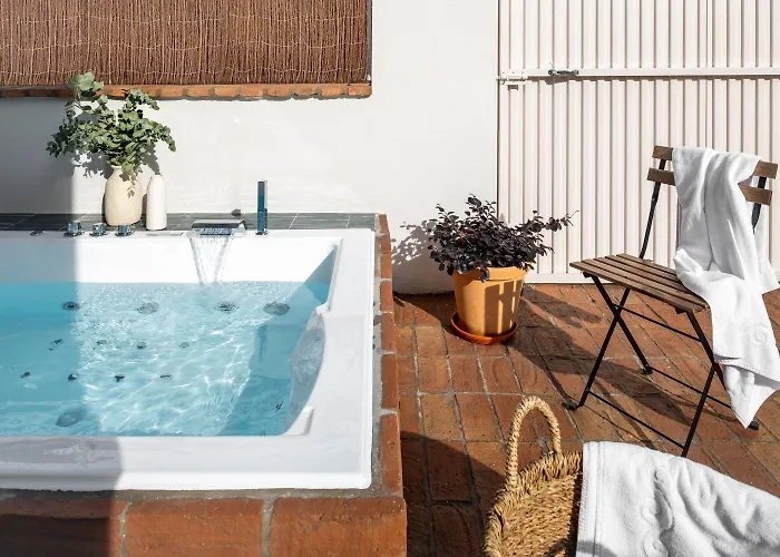 Magno Apartments Robles With Jacuzzi And Private Parking