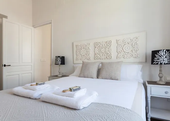 Stunning Boutique - Space Maison Apartments