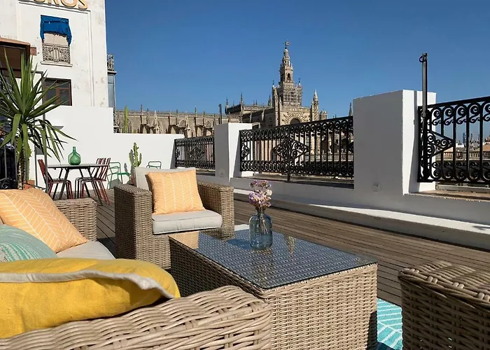 Penthouse With Large Private Terrace With Views Cathedral