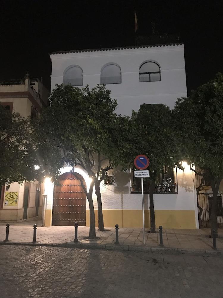 Rey Don Pedro Luxury Hotel