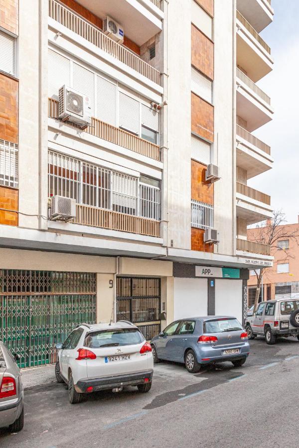 Puerta De Carmona Apartment Seville