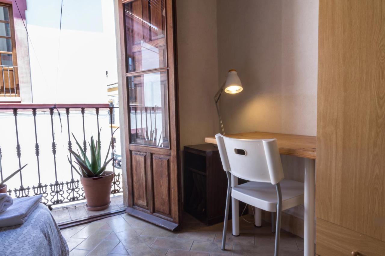 Alameda Hostel *