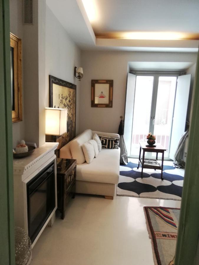 Duplex And Terrace Overlooking Giralda *
