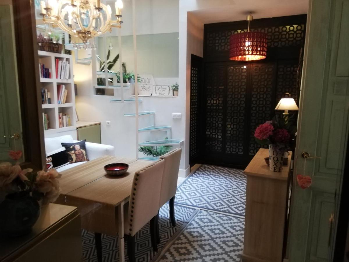 Duplex And Terrace Overlooking Giralda Apartment *