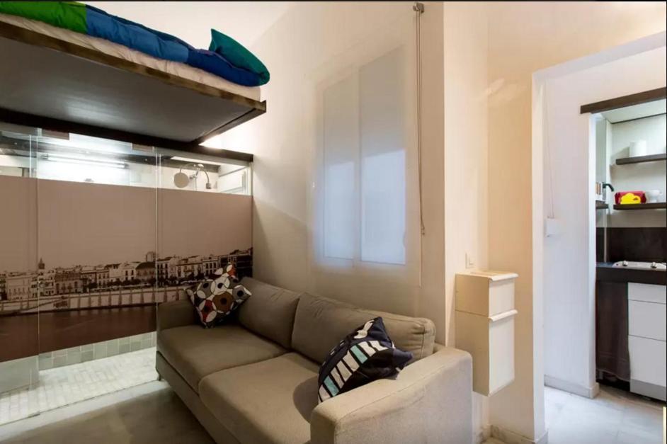 Estudio En El Corazon De * Seville