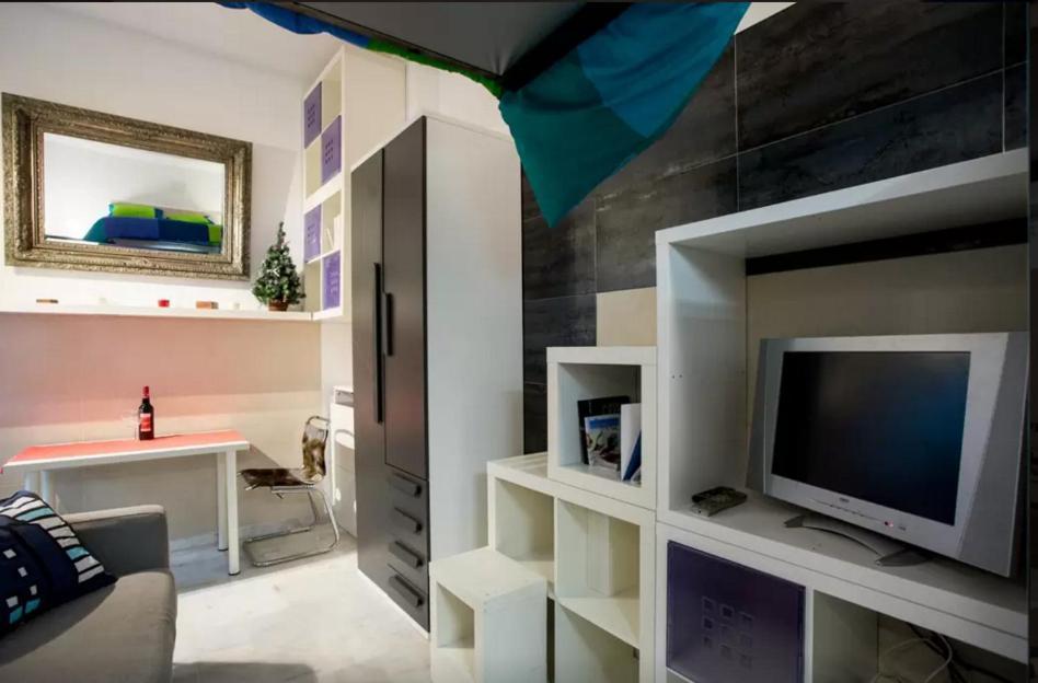 Estudio En El Corazon De * Seville