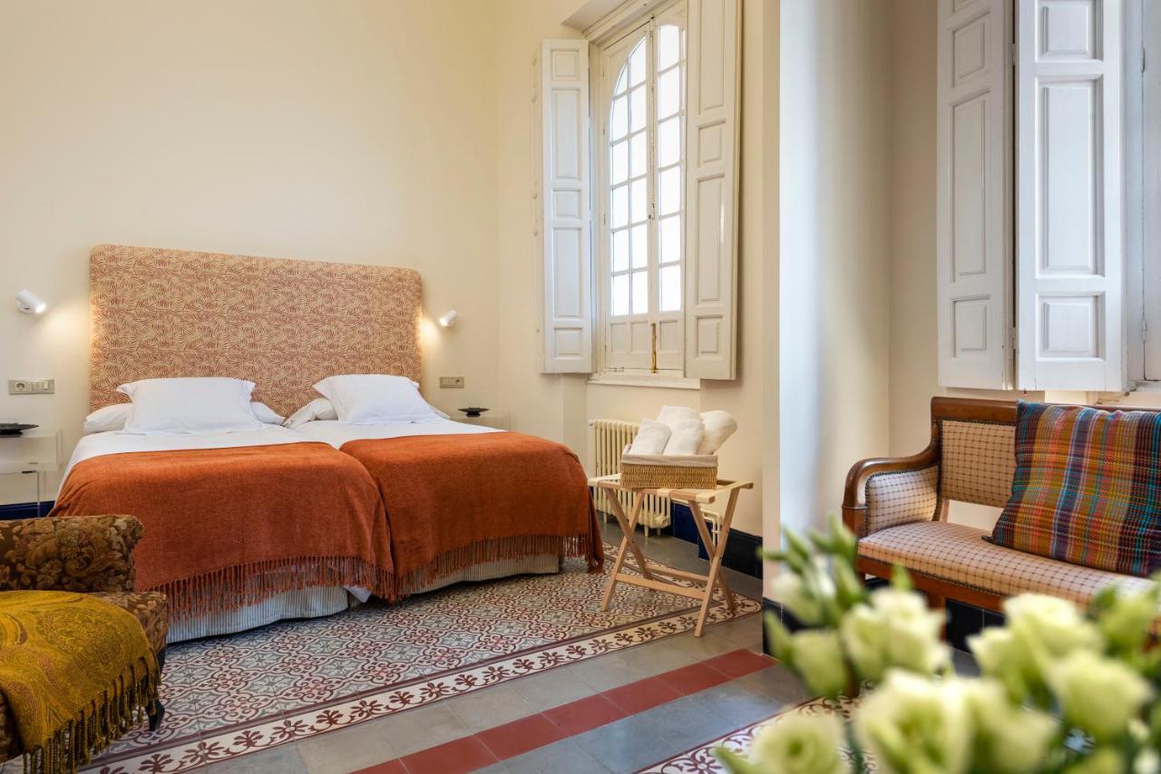 Alfonso, Restored Palace House With Gardens And Monuments Views Villa *