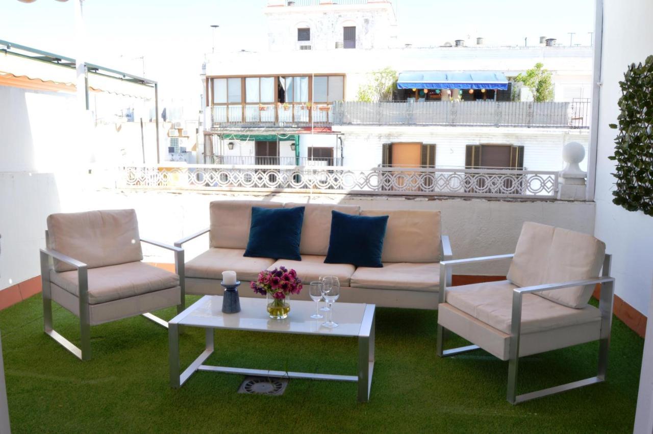 Homeyseville-penthouse Cathedral Tomas De Ibarra St 6 Pax, Parking Optional * Seville