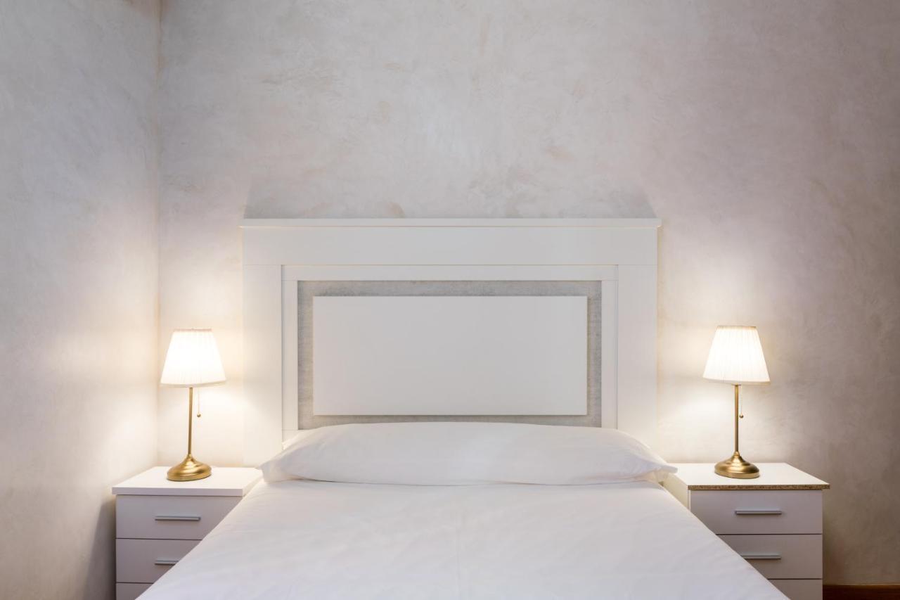 Conde Collection Gran Poder Apartment