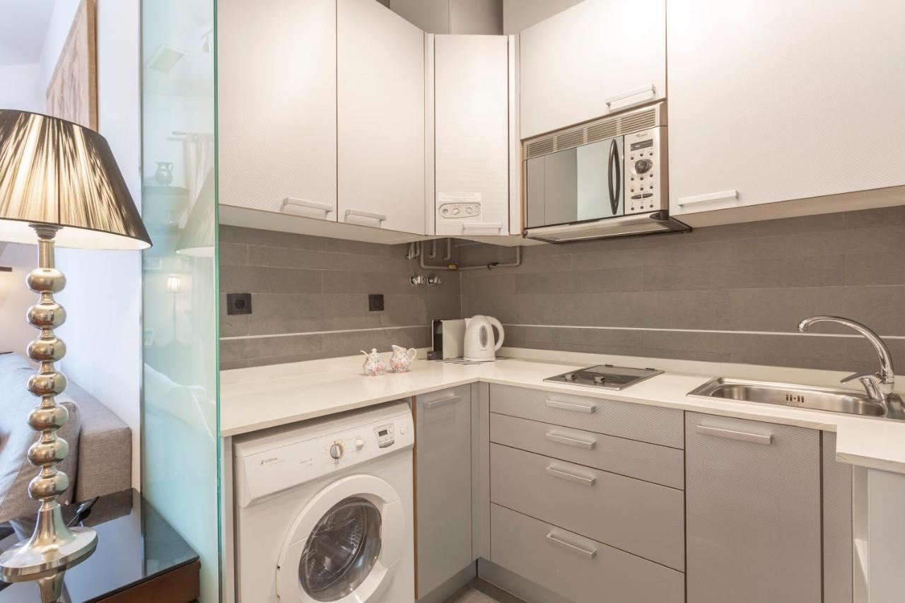 Giralda Apartment *