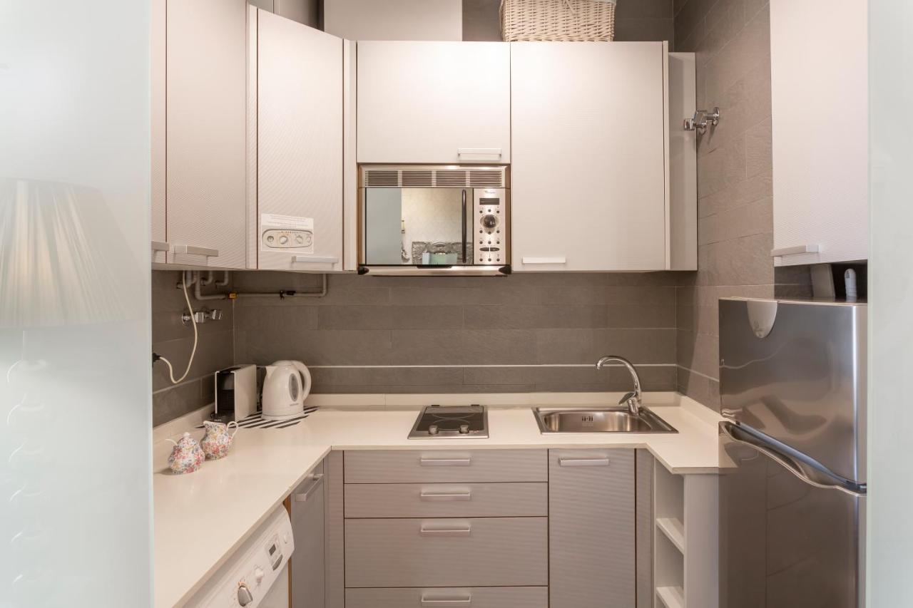 Giralda Apartment