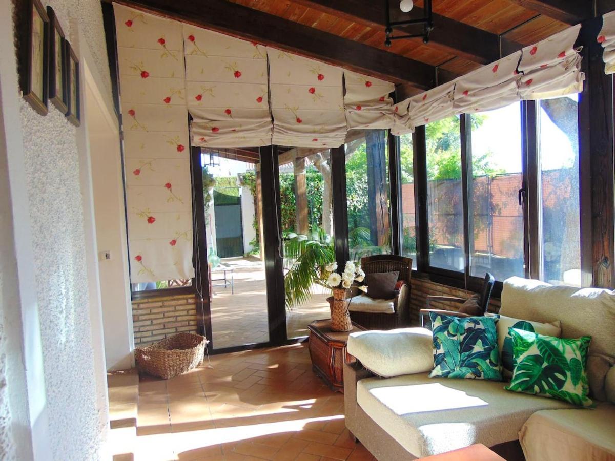 4 Bedrooms House With Enclosed Garden And Wifi At Sanlucar La Mayor Holiday home Seville
