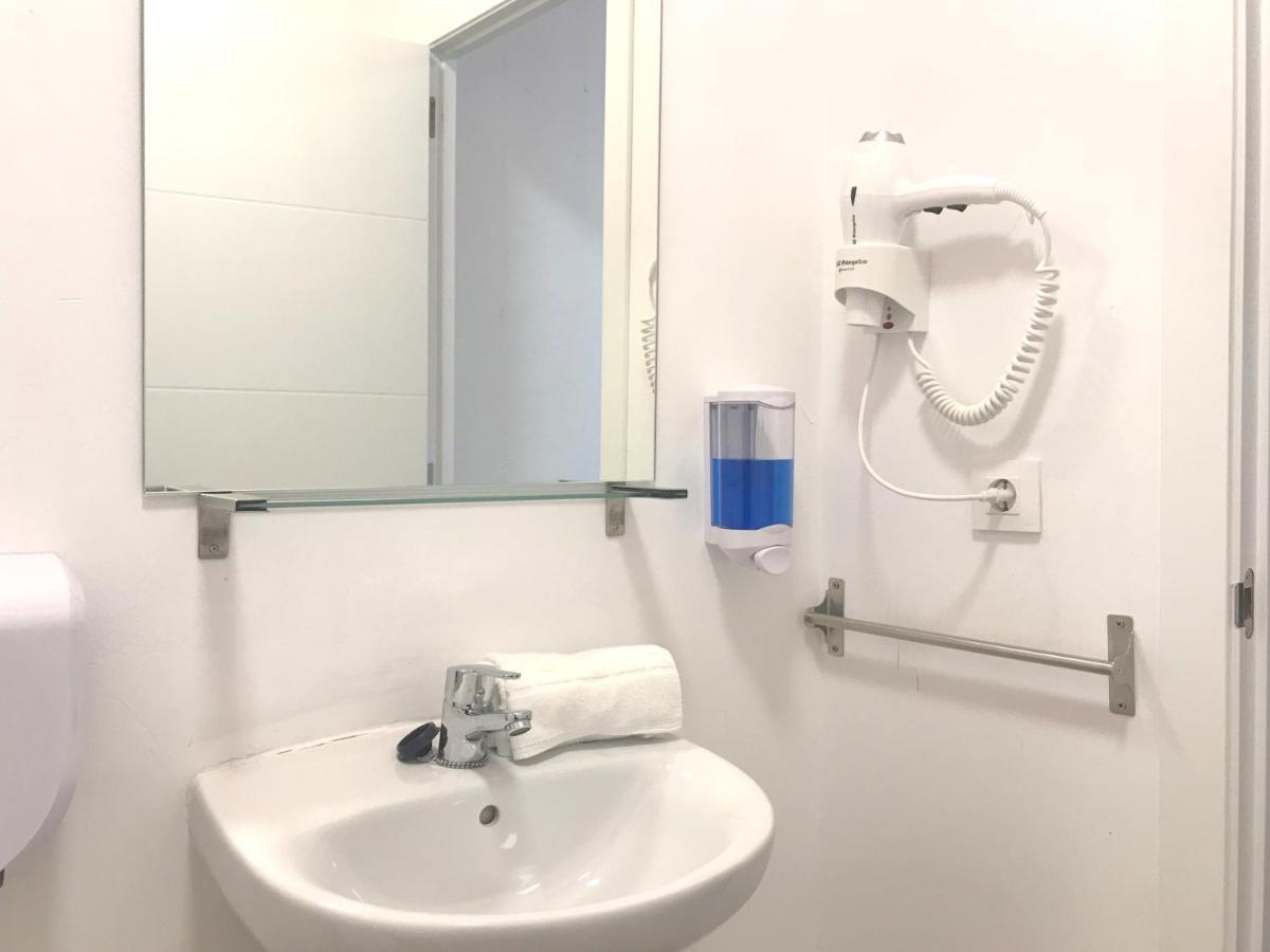 Arc House Only Adults Hostel Seville