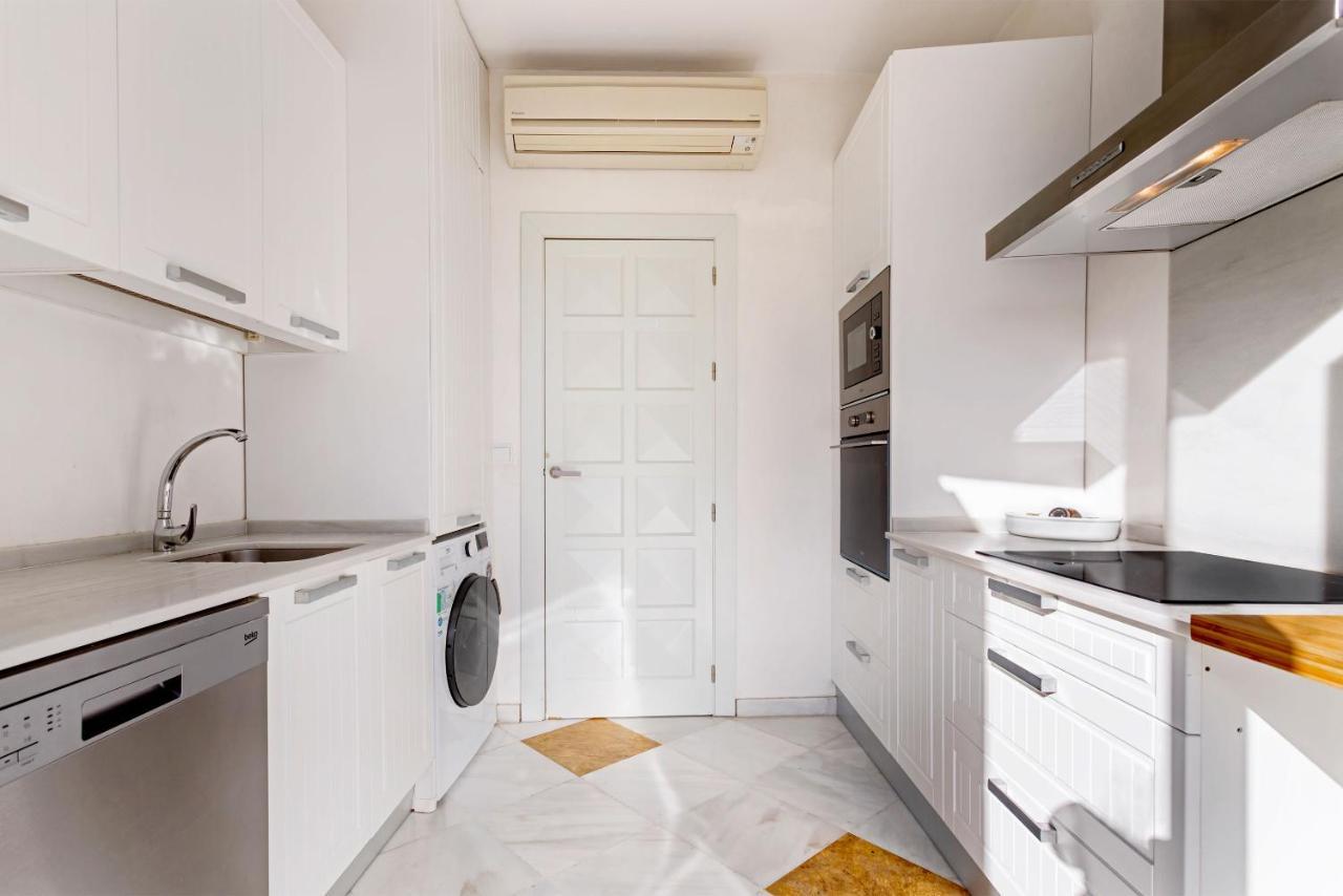Genteel Abades Apartamento Sevilla