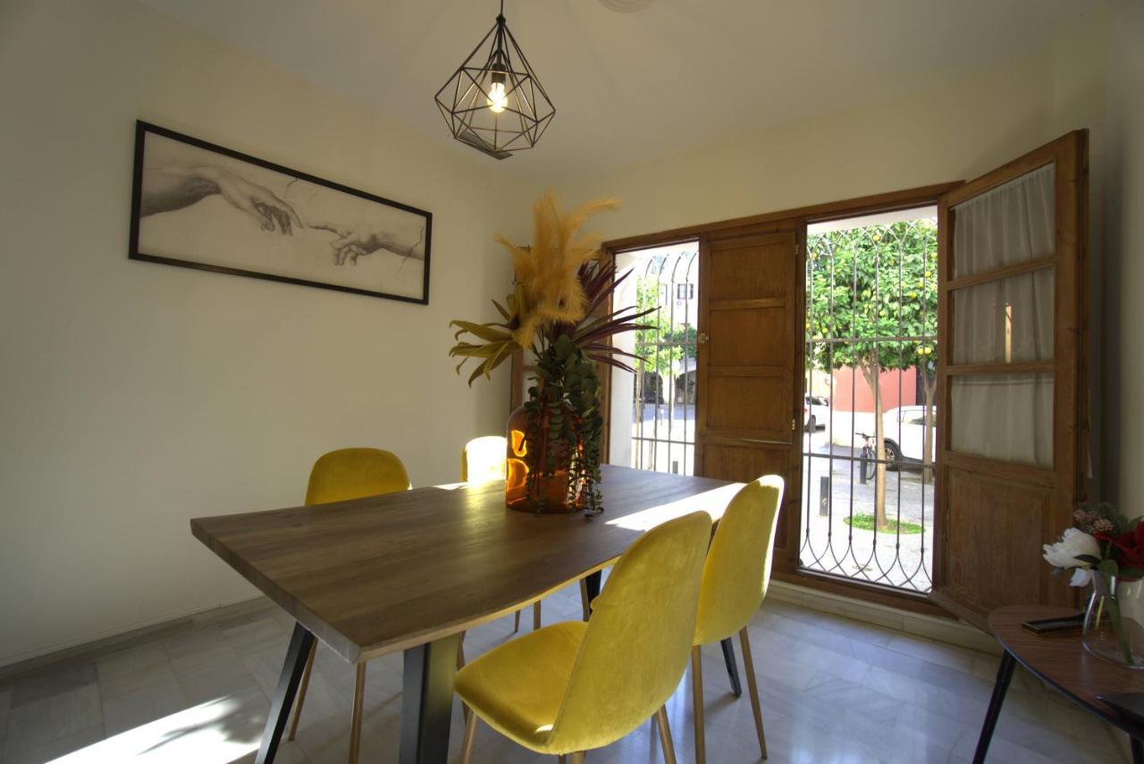Rentalsevilla Descubriendo Iglesias Apartamento Sevilla