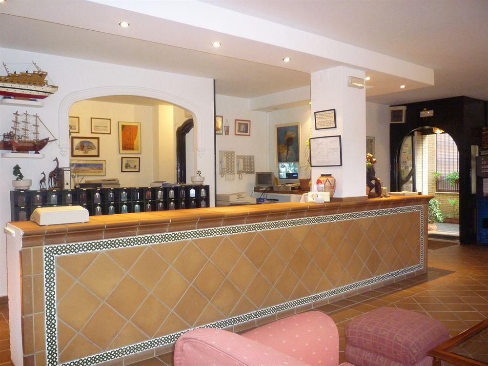 Apartment Puerta Del Sur Seville