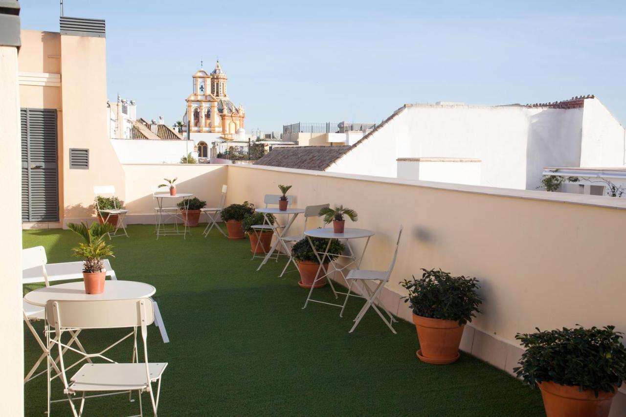 Guzman El Bueno Apartment