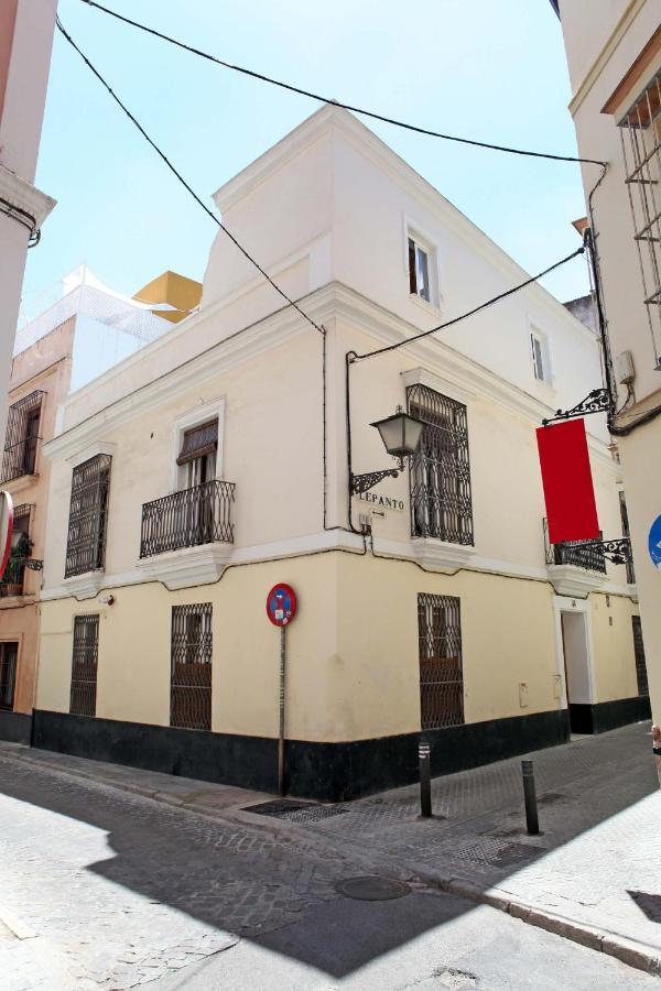Apartment Hispalis Lepanto 2 *