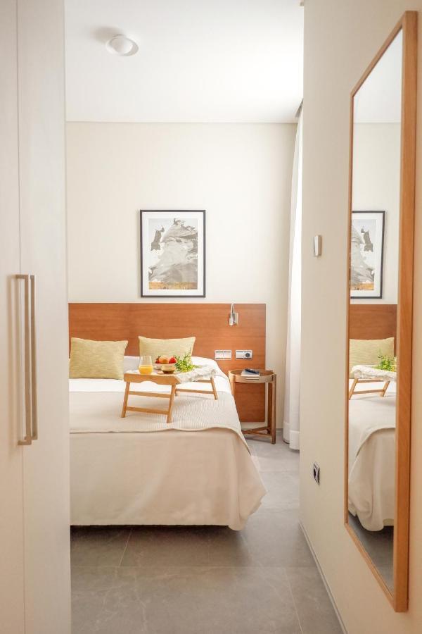 Apartment U-sense Catedral Seville