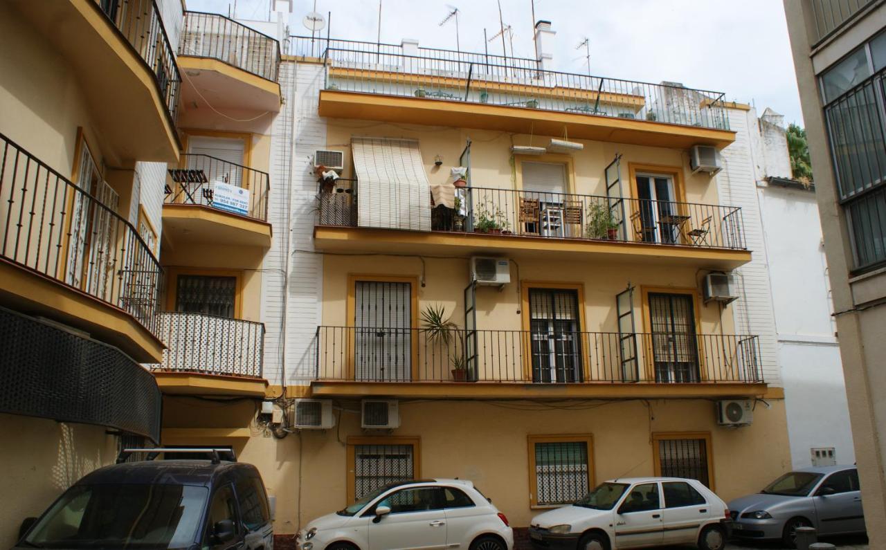 Levies Seville