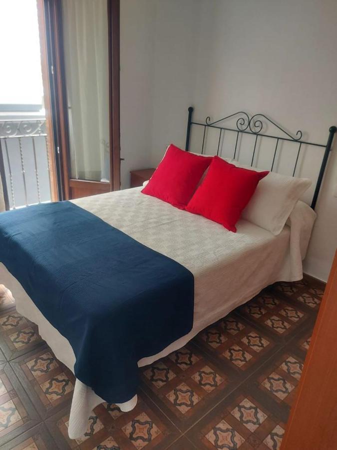 1 Dormitorio. Jesús Gran Poder 4. Plaza De La Gavidia Apartamento