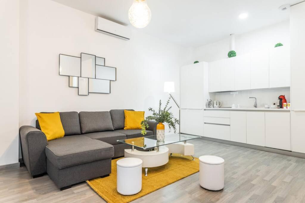Pop Art, Encanto De San Luis Y Centro Historico Apartment Seville