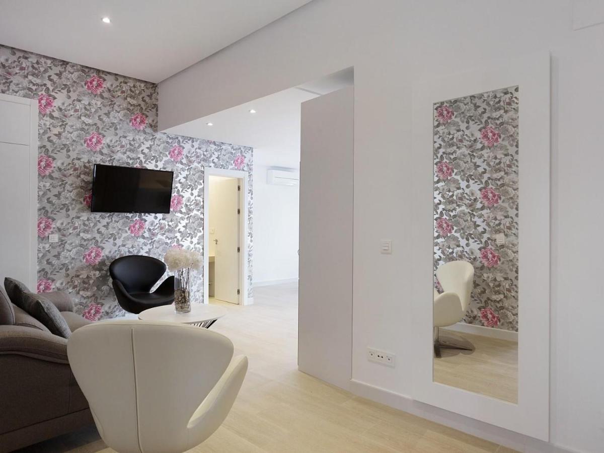 Apartment Rentalsevilla Atico La Giralda Seville