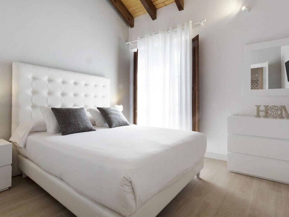 Rentalsevilla ático Santa Cruz * Sevilla