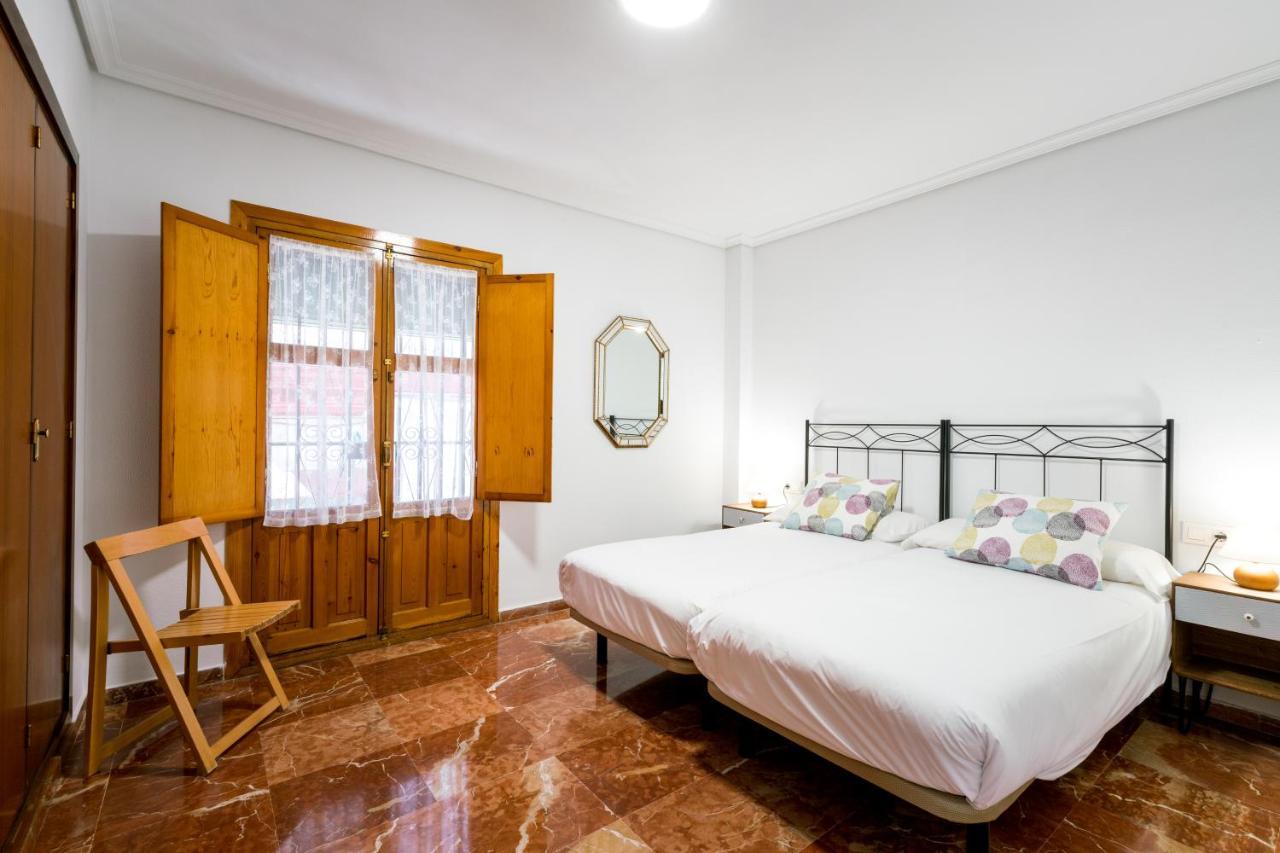 Holi-rent Estrella Apartment Seville