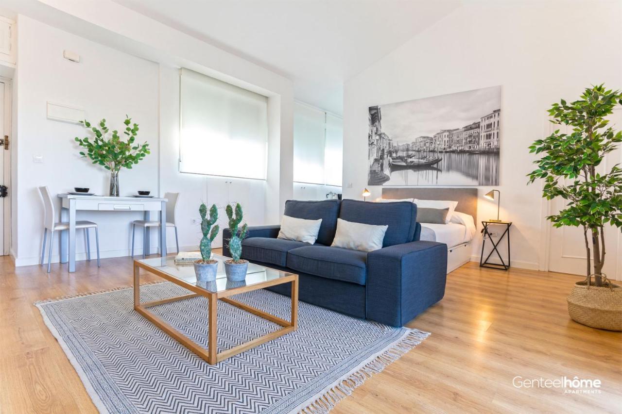 Genteel Castilla Terrace Apartment *