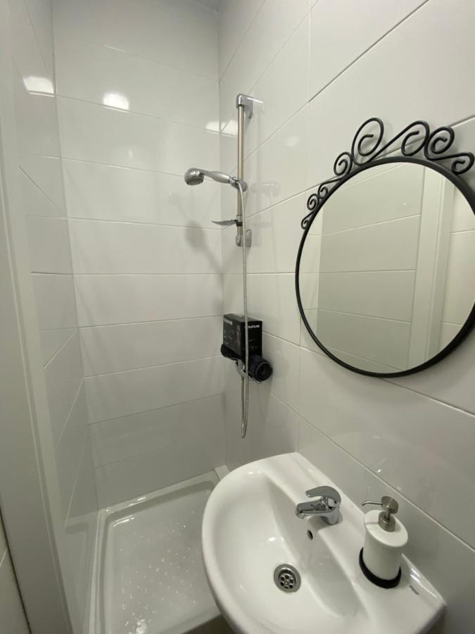 Quattro Puente De Triana Apartment