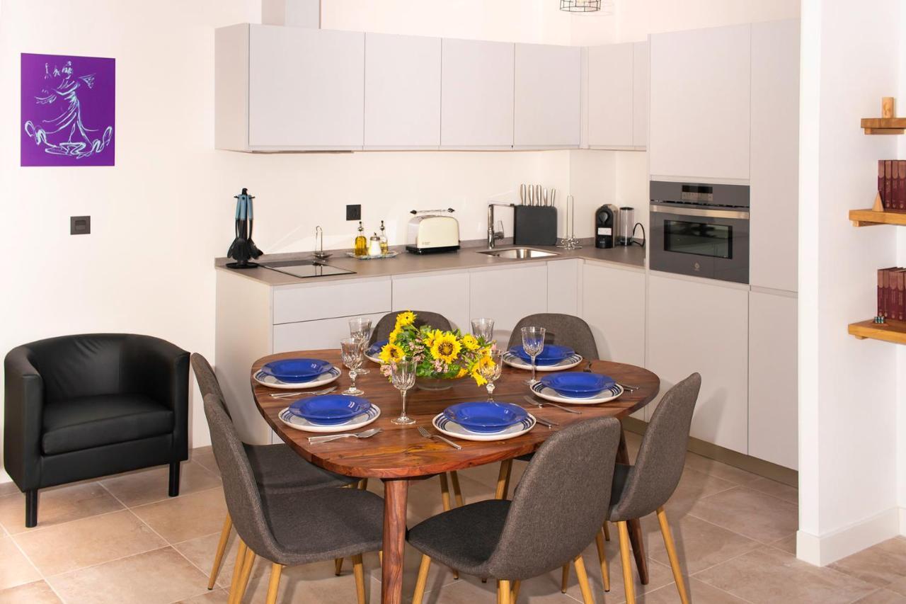 Apartment Apto. Maese Montanes. Centrico Con Piscina Privada Seville