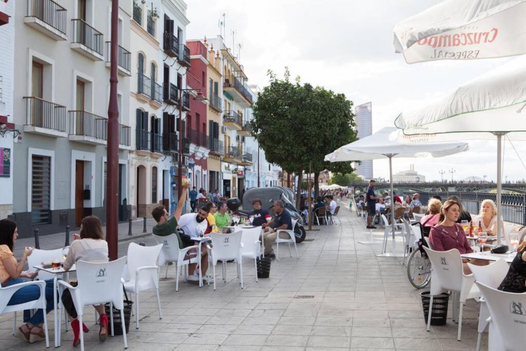Apartment Triana En Plena Calle Betis Maravilloso Apart.