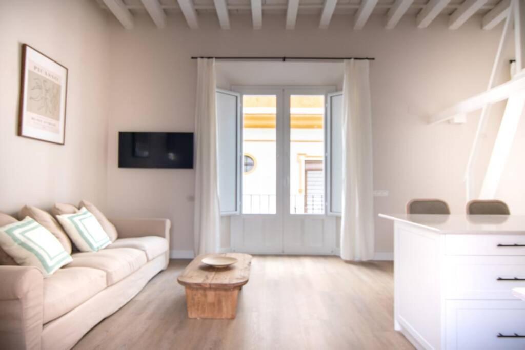 G12 Trendy And Comfy Bright Loft Meters From Bullring And Trianas Bridge, Galera Street * Seville