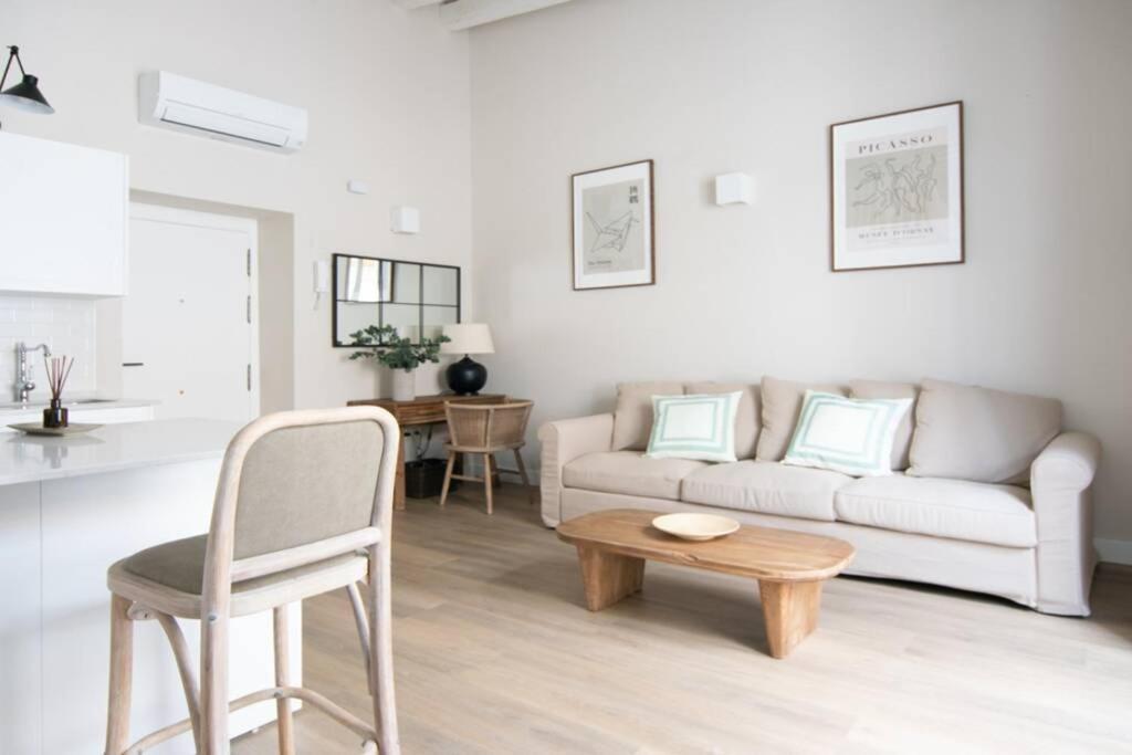 G12 Trendy And Comfy Bright Loft Meters From Bullring And Trianas Bridge, Galera Street Apartment Seville