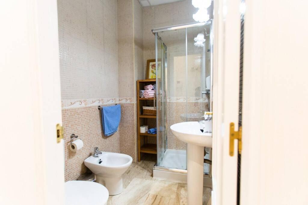 Apartment Cheap & Chic In The Center Of Seville