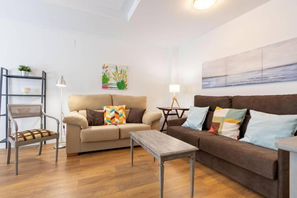 Apartment Triana Pages Oasis By Valcambre Seville