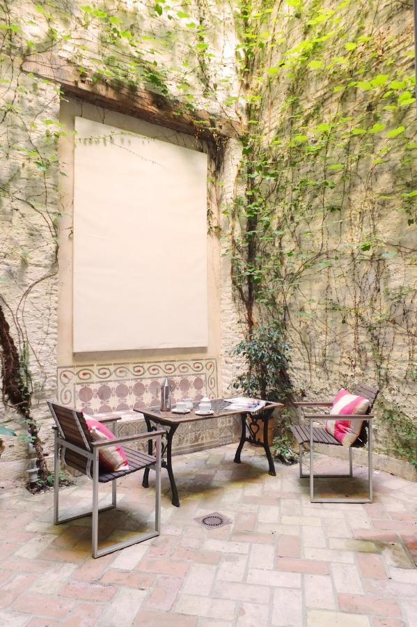 Architecture & Design In Triana Seville